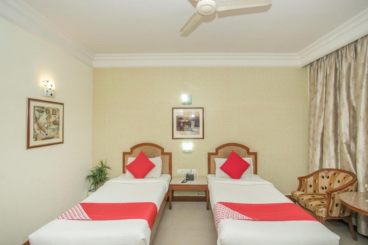 Oyo 579 Hotel Aab Bangalore Exterior photo