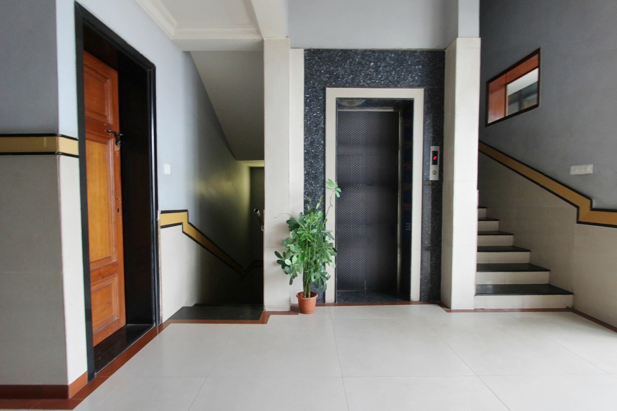 Oyo 579 Hotel Aab Bangalore Exterior photo